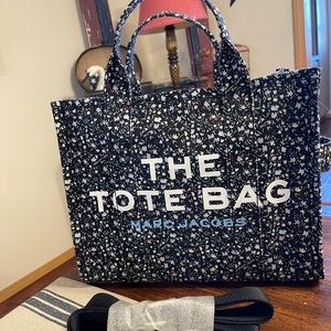 Marc Jacobs Canvas Tote Bag NEW With Tags!